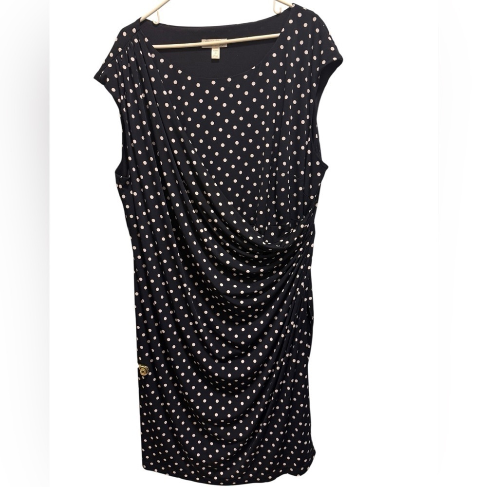 Dressbarn  Elegant Black Polka Dot Dress in great condition soft wrinkle free